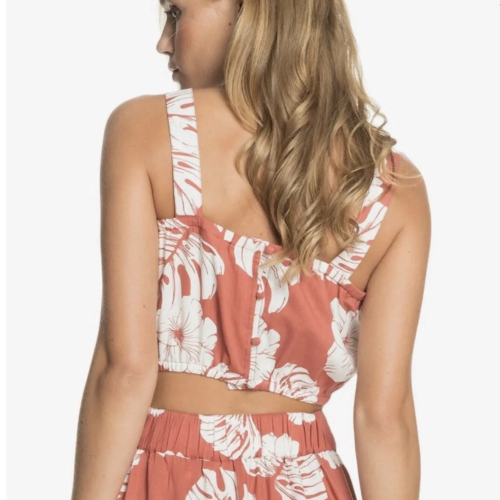 🌟 NEW 🌟 ROXY Women's Silver Glow Printed Top- Size Medium - Picture 4 of 4